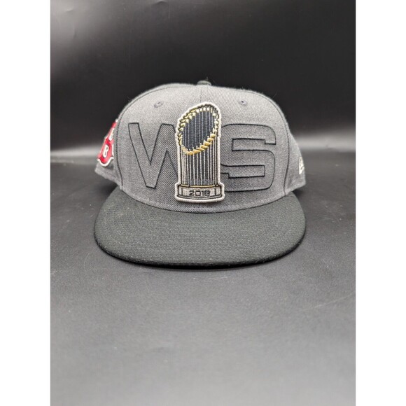 Boston Red Sox New Era 9FIFTY 2018 World Series Champion Parade Snapback Hat Cap - Picture 1 of 8